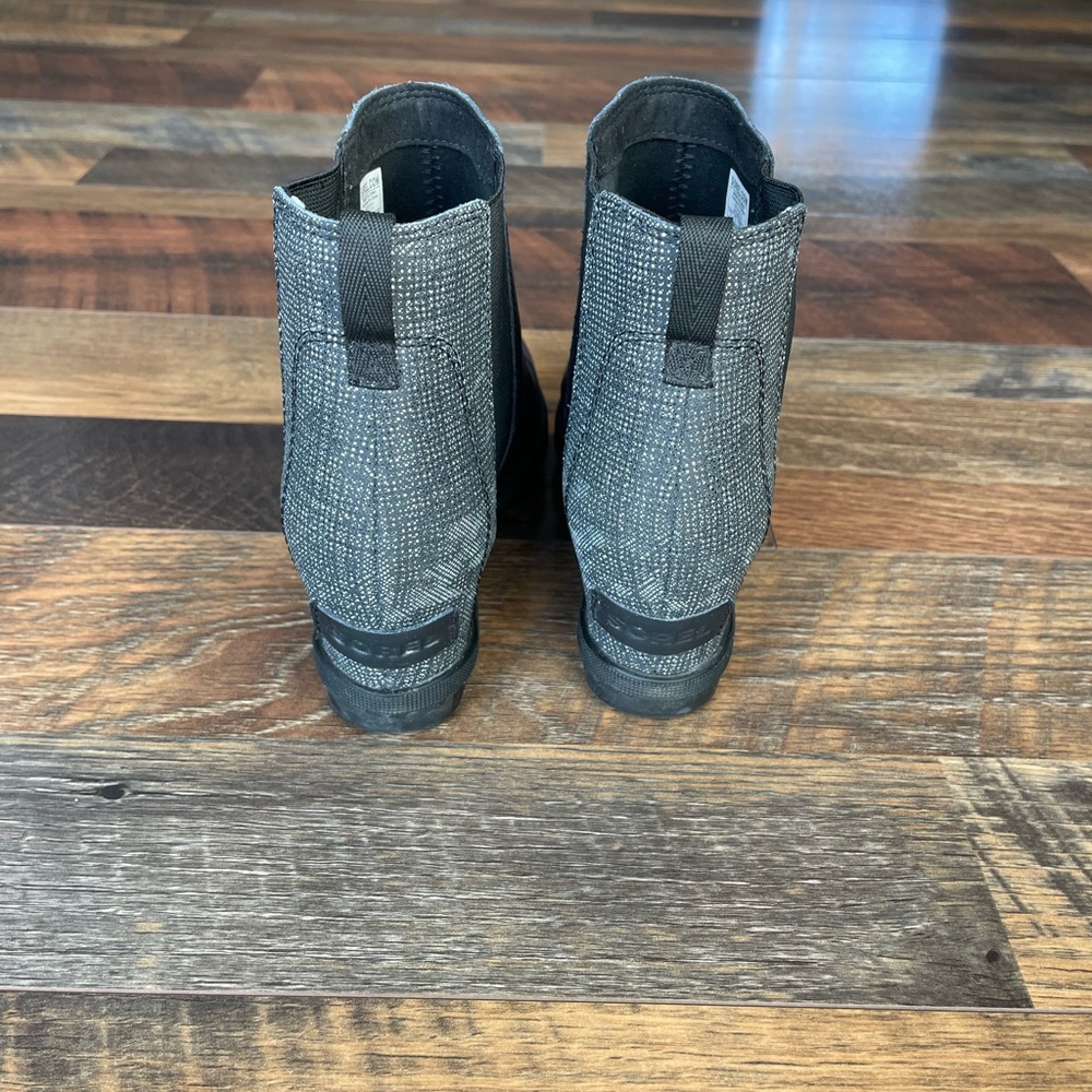 Sorel Black Ankle Boots - Picture 4 of 5